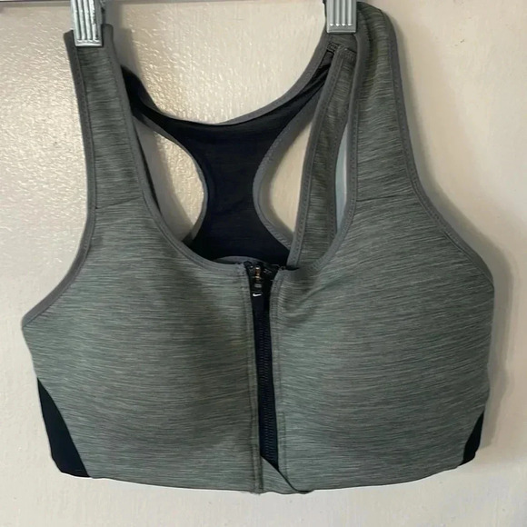 Nike shape grey high support bra - Picture 6 of 10